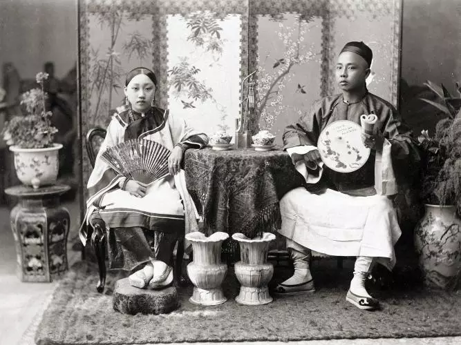 sino burmese merchant wife