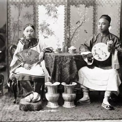 sino burmese merchant wife